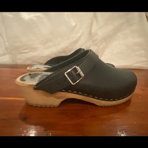 Mia clog black 7.5 (38)